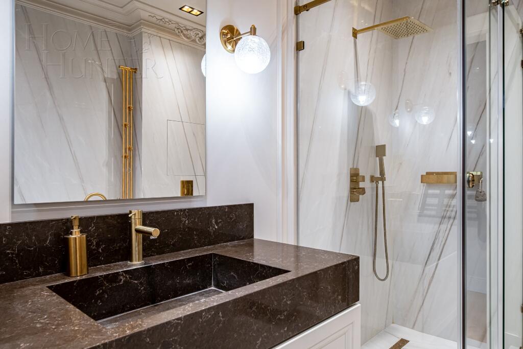 2-этажный коттедж 750 м² с отделкой