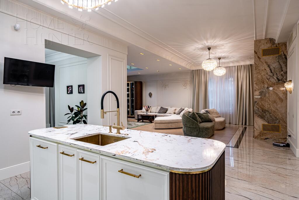 2-этажный коттедж 750 м² с отделкой