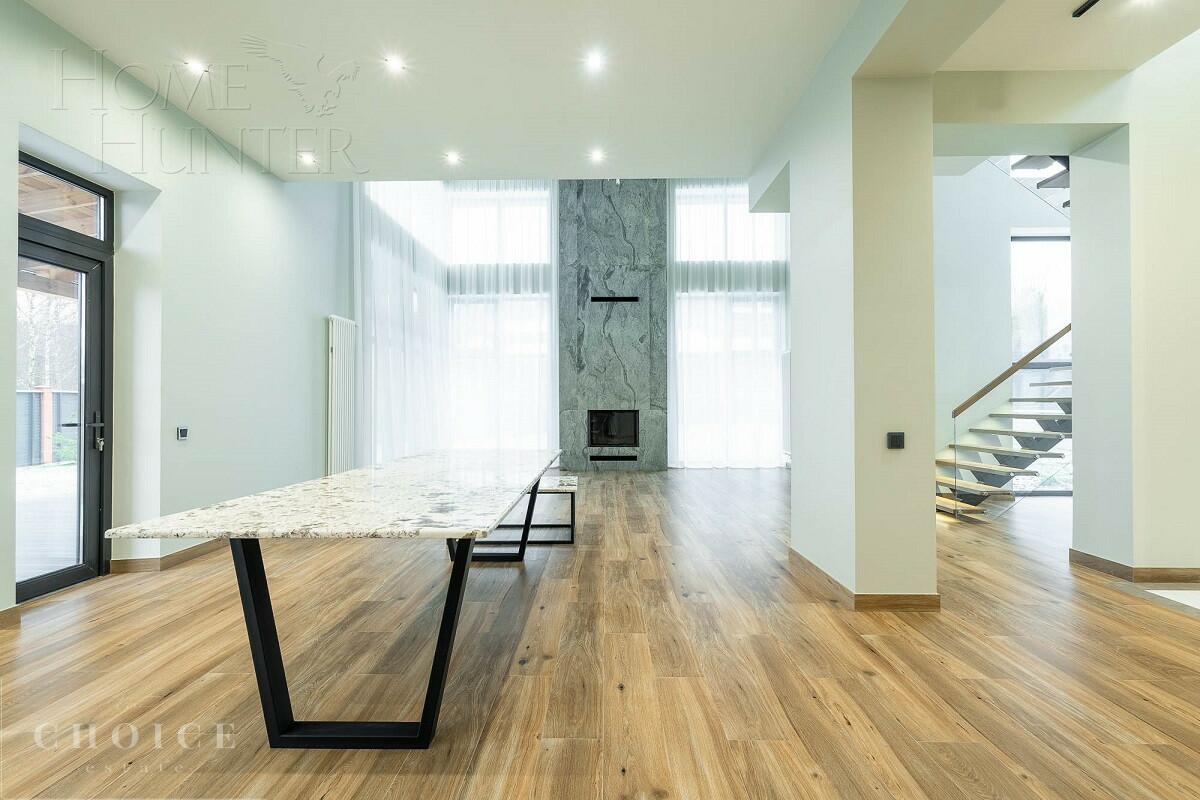 2-этажный коттедж 290 м² с отделкой