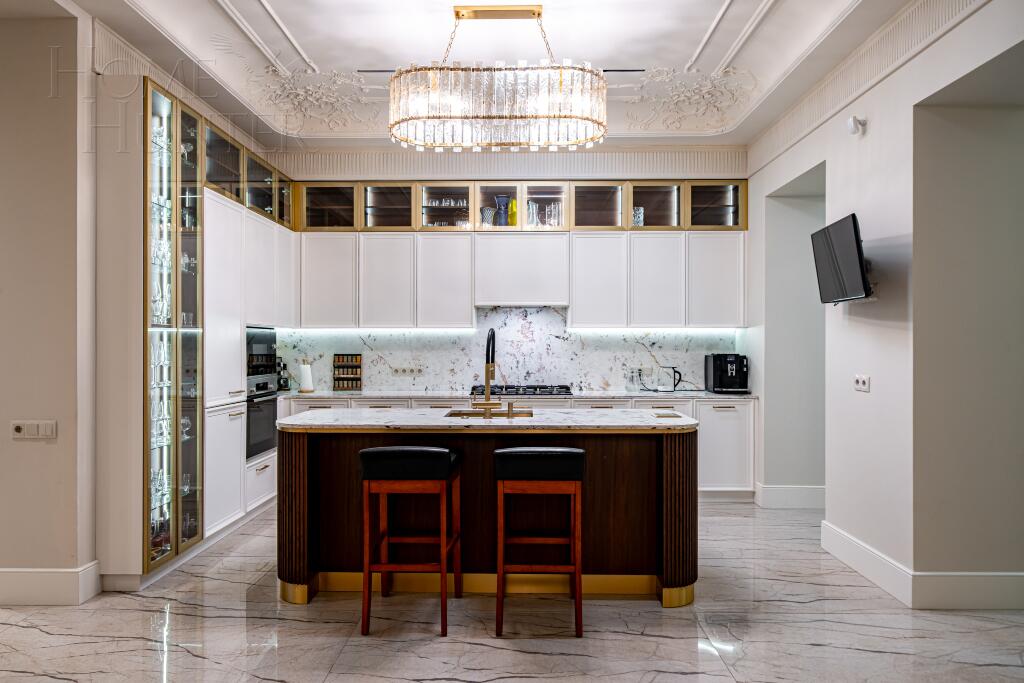 2-этажный коттедж 750 м² с отделкой