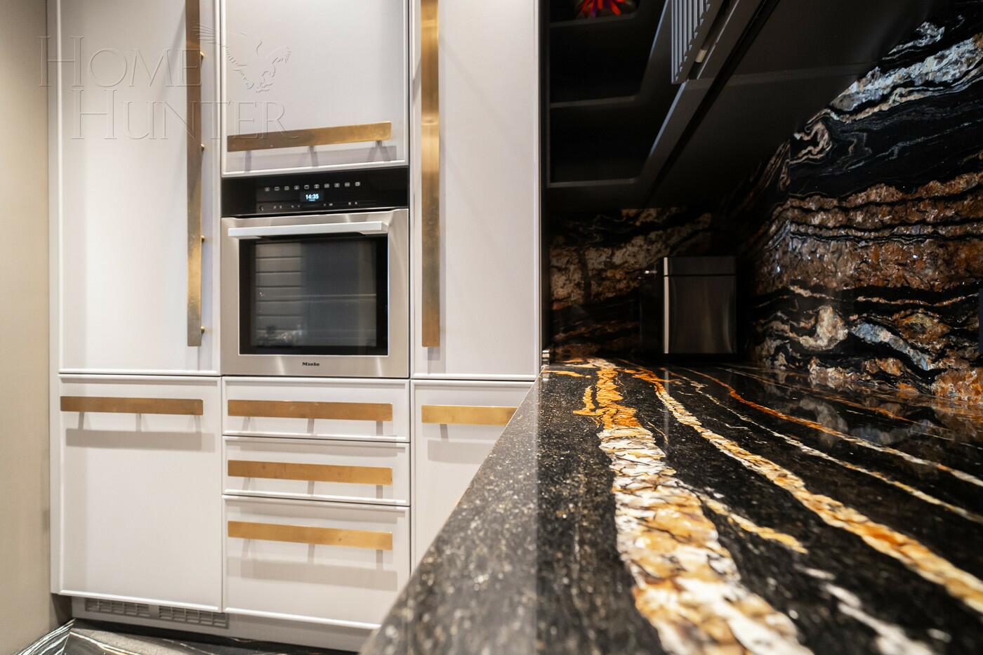 3-этажный коттедж 548.5 м² с отделкой