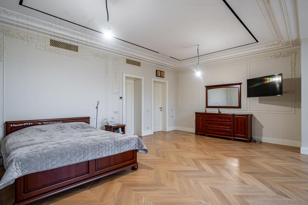 2-этажный коттедж 750 м² с отделкой