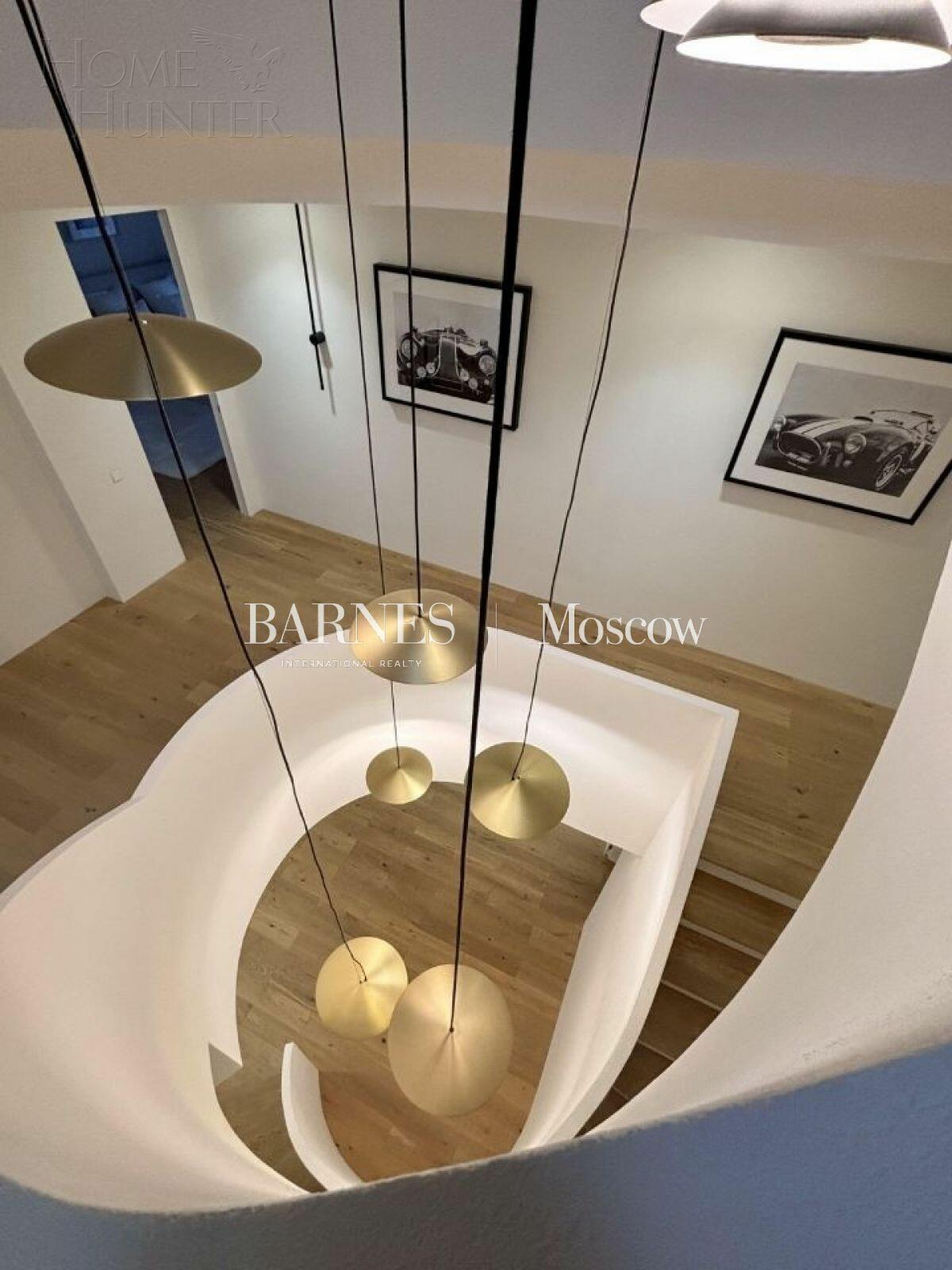 2-этажный коттедж 583 м² с отделкой