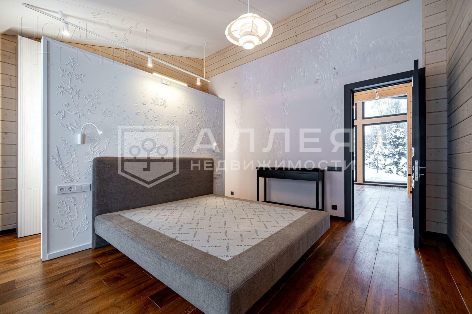 1-этажный коттедж 240 м² с отделкой