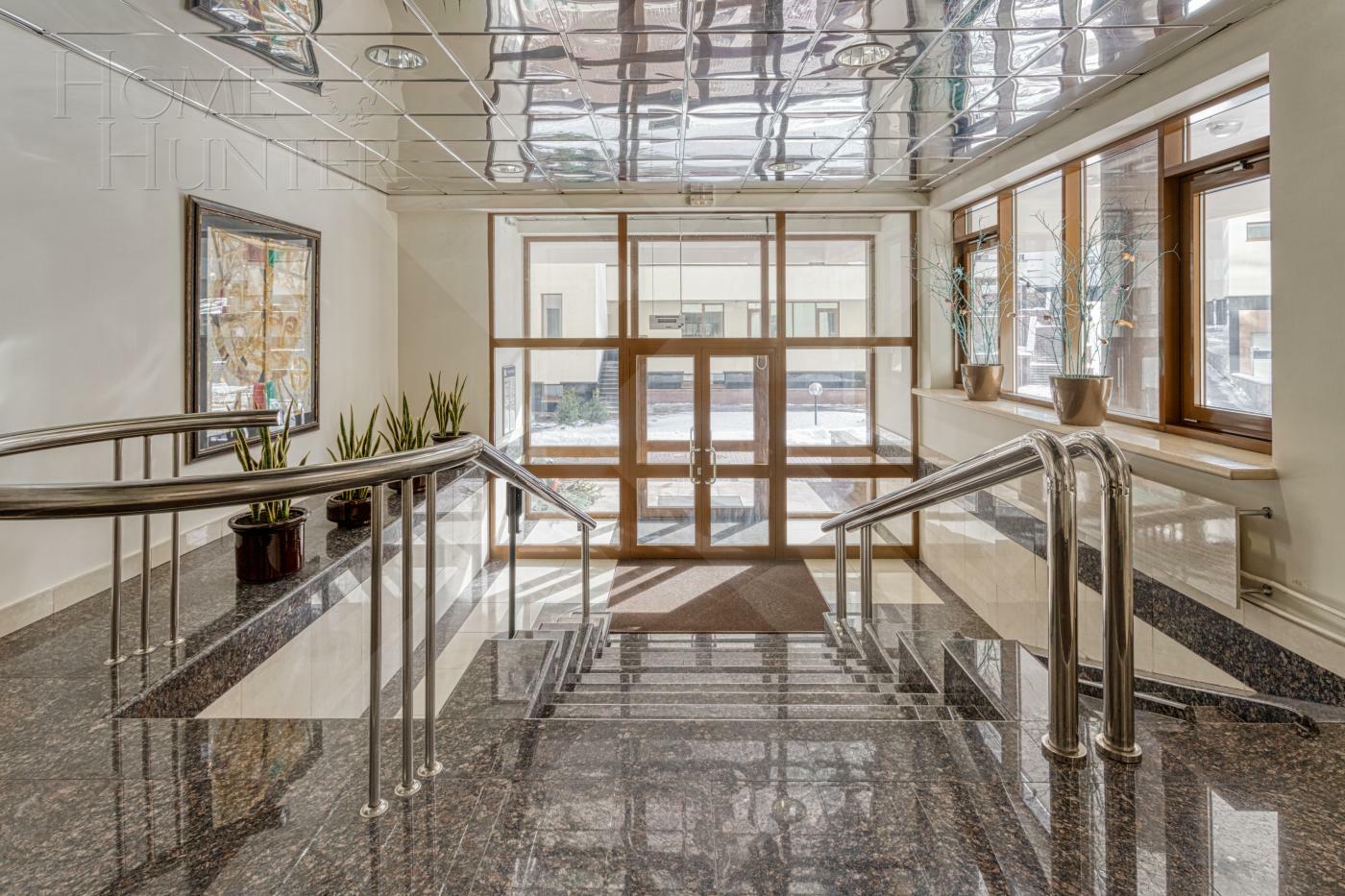 6-КОМН. КВАРТИРА С ОТДЕЛКОЙ 410.1 М² НА 6 ЭТАЖЕ