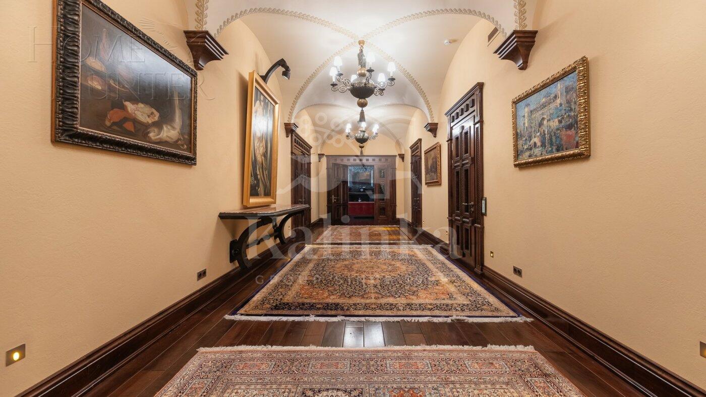 2-этажный коттедж 1 091 м² с отделкой