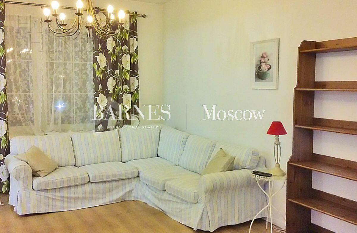 2-этажный коттедж 350 м² с отделкой