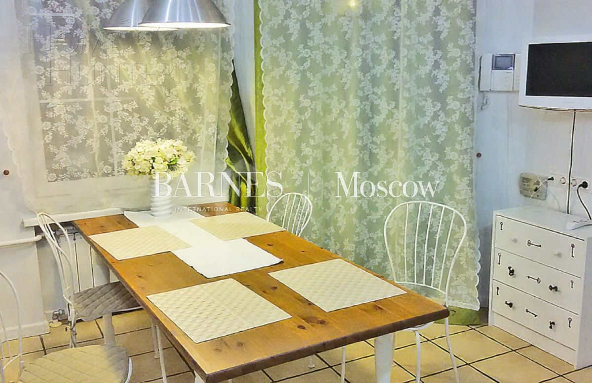 2-этажный коттедж 350 м² с отделкой