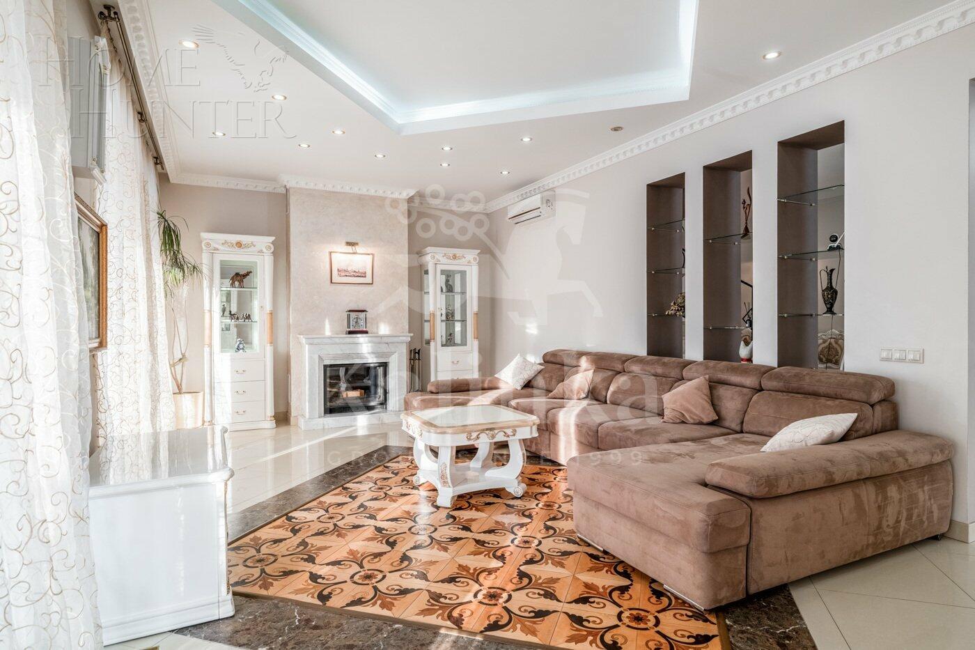 2-этажный коттедж 350 м² с отделкой