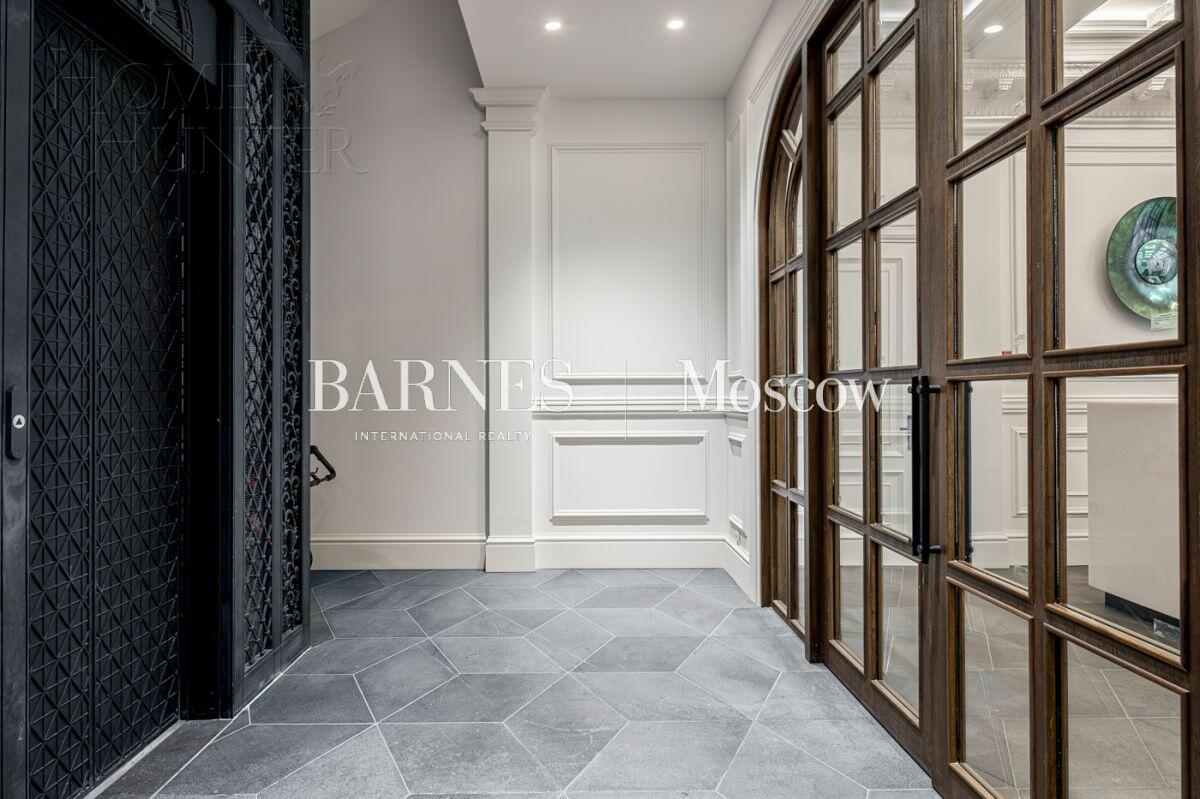 2-УРОВНЕВЫЙ ПЕНТХАУС БЕЗ ОТДЕЛКИ 321.9 М² НА 7 ЭТАЖЕ