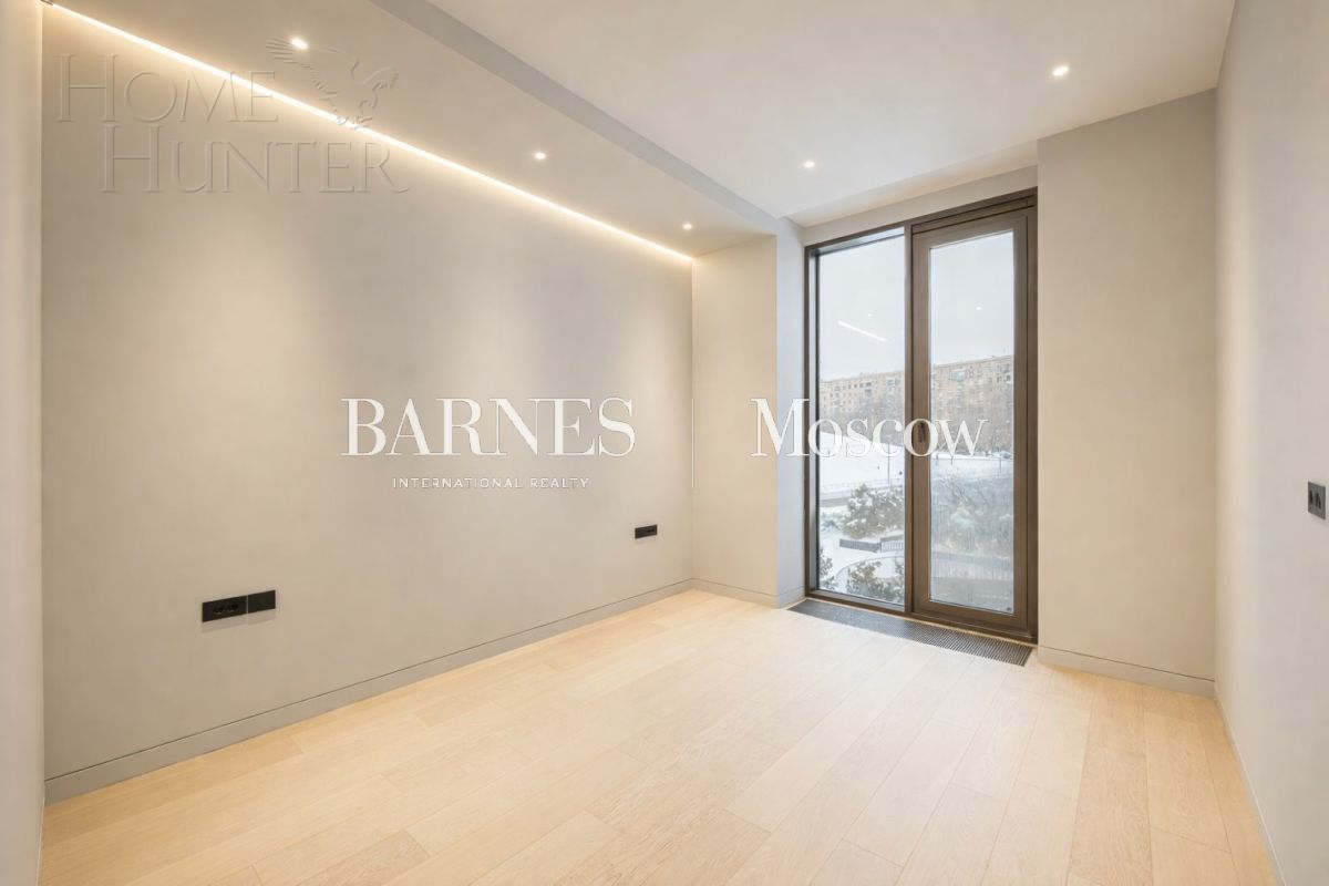 4-КОМН. КВАРТИРА С ОТДЕЛКОЙ 149.8 М² НА 3 ЭТАЖЕ