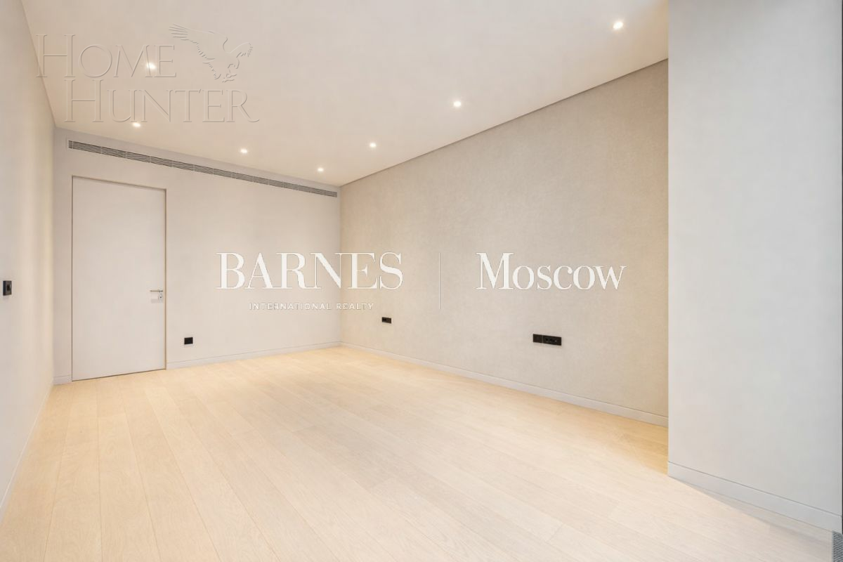 4-КОМН. КВАРТИРА С ОТДЕЛКОЙ 149.8 М² НА 3 ЭТАЖЕ