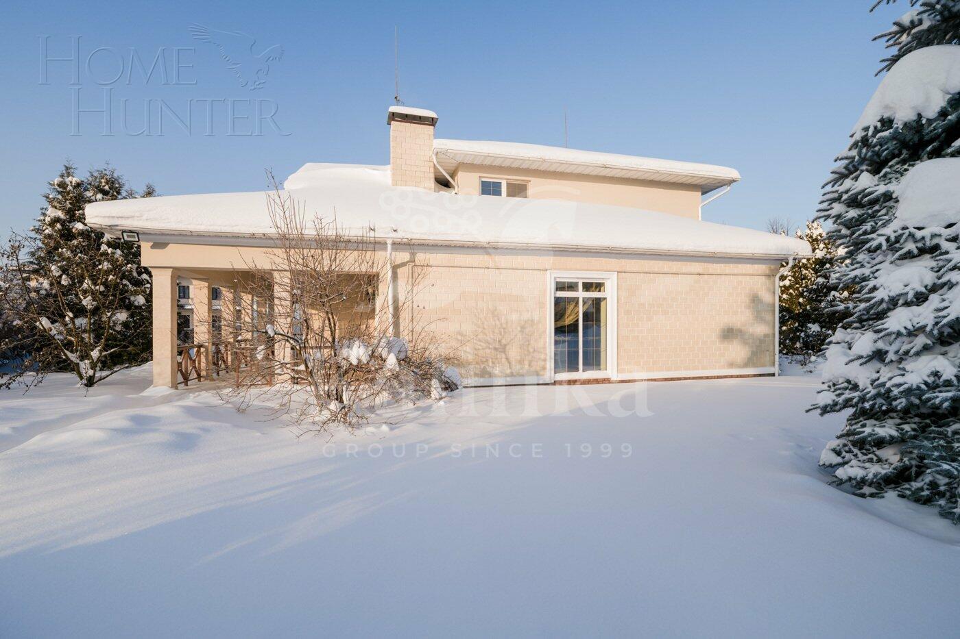 2-этажный коттедж 350 м² с отделкой