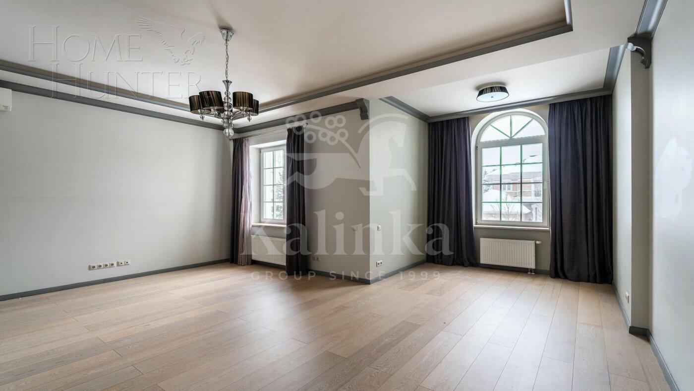 2-этажный коттедж 500 м² с отделкой