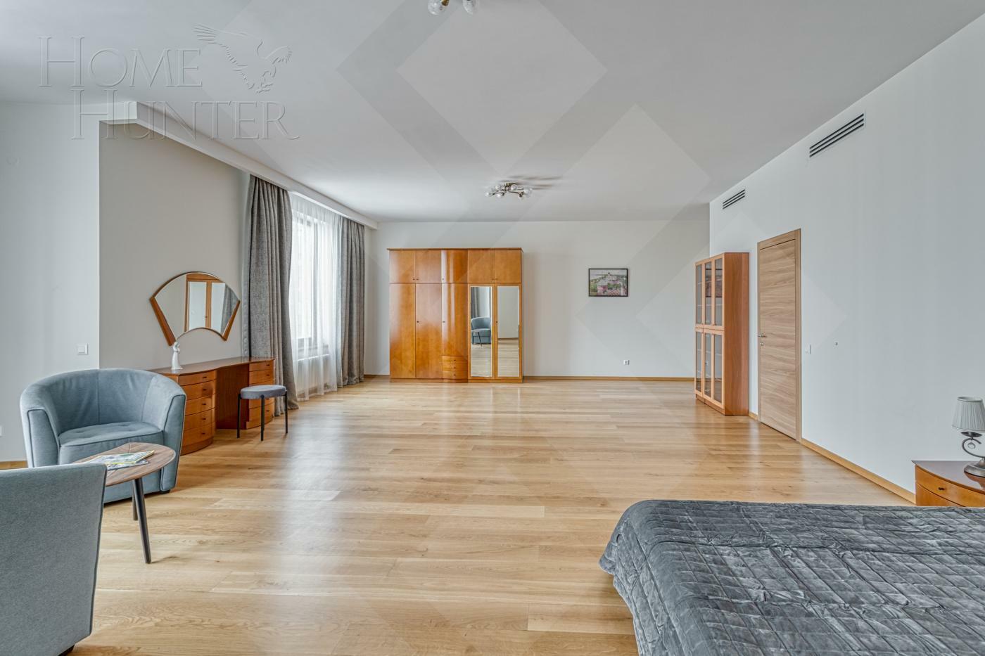 6-КОМН. КВАРТИРА С ОТДЕЛКОЙ 410.1 М² НА 6 ЭТАЖЕ