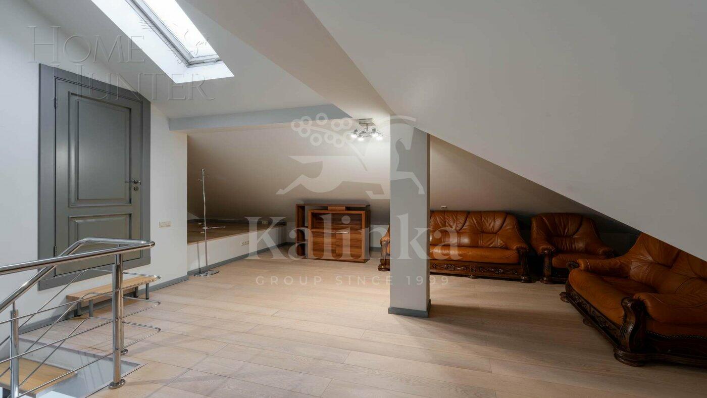 2-этажный коттедж 500 м² с отделкой