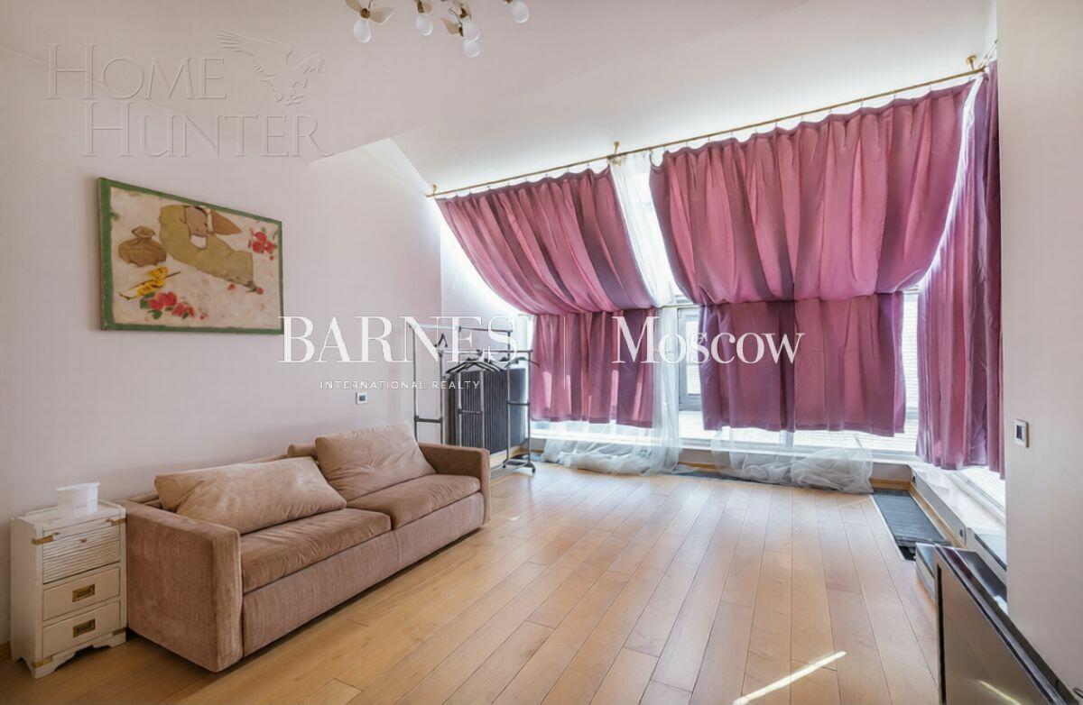 3-этажный таунхаус 354 м² с отделкой