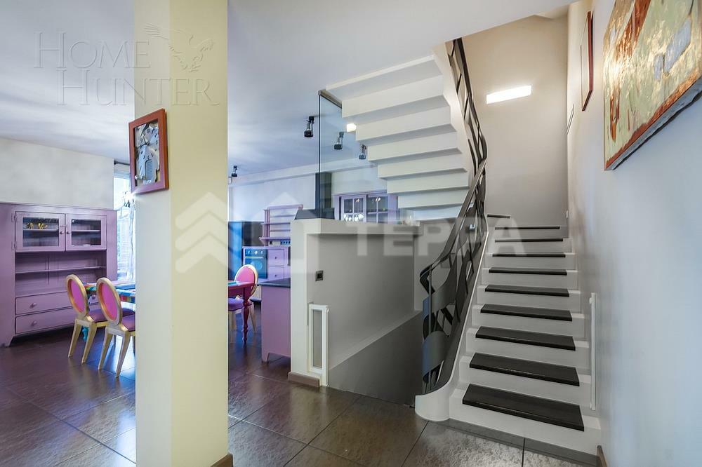 2-этажный таунхаус 354 м² с отделкой