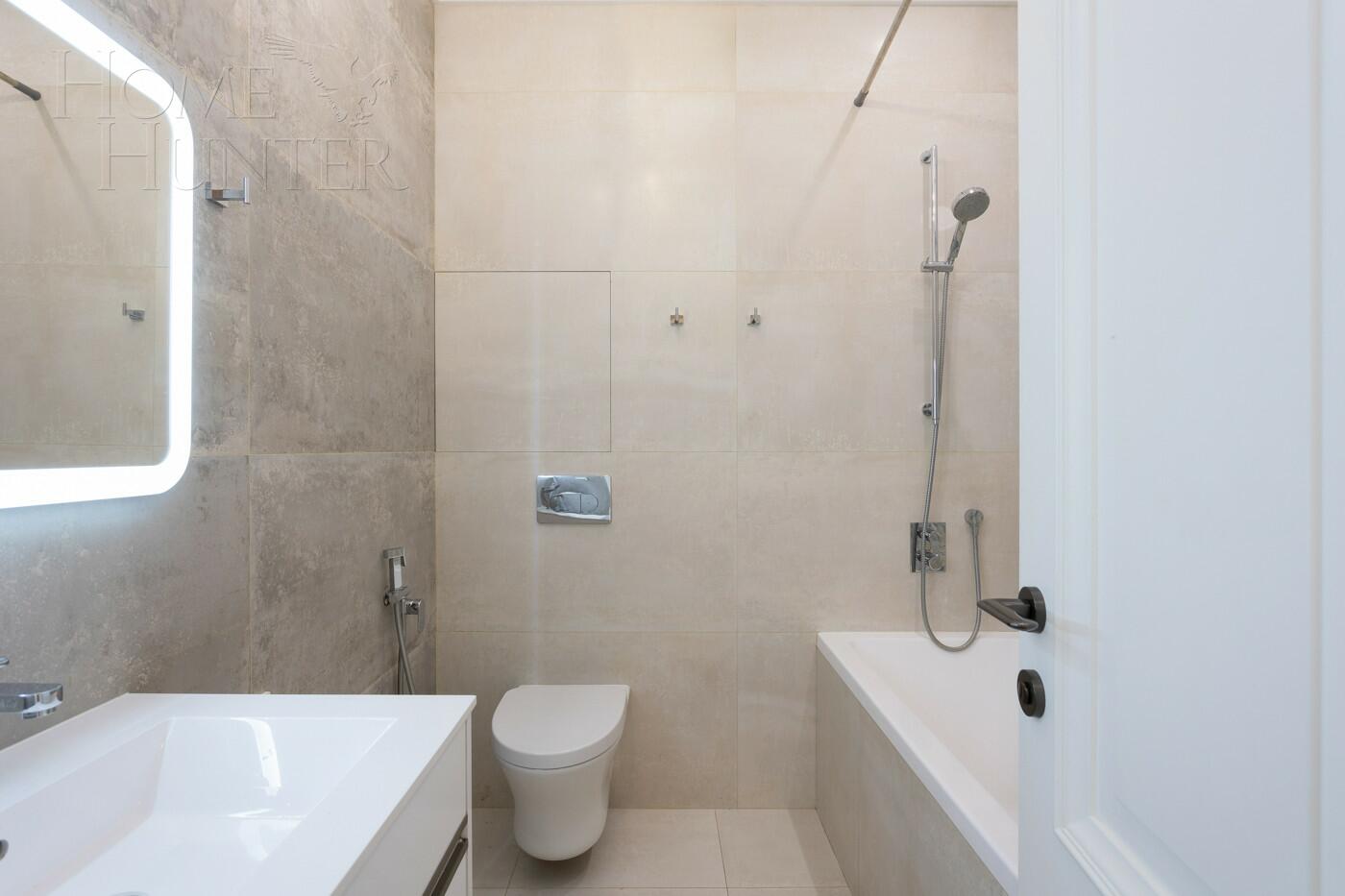 3-КОМН. КВАРТИРА С ОТДЕЛКОЙ 130 М² НА 8 ЭТАЖЕ