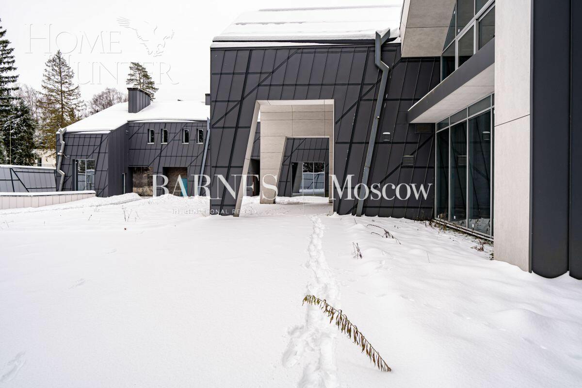 2-этажный коттедж 3 067 м² без отделки