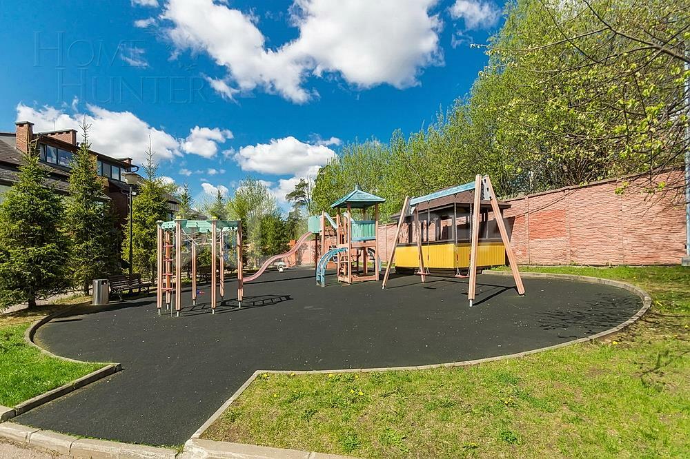 2-этажный таунхаус 354 м² с отделкой