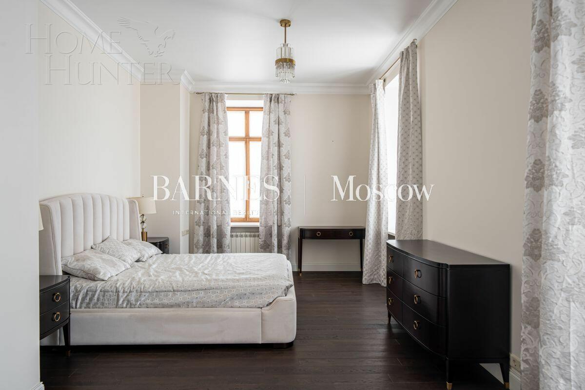 2-этажный коттедж 371 м² с отделкой