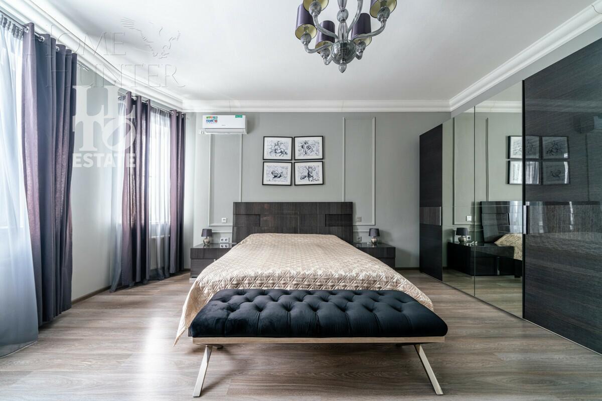 3-этажный коттедж 420 м² с отделкой