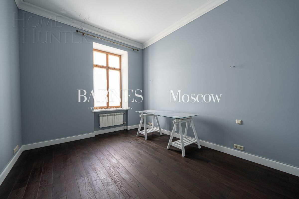 2-этажный коттедж 371 м² с отделкой