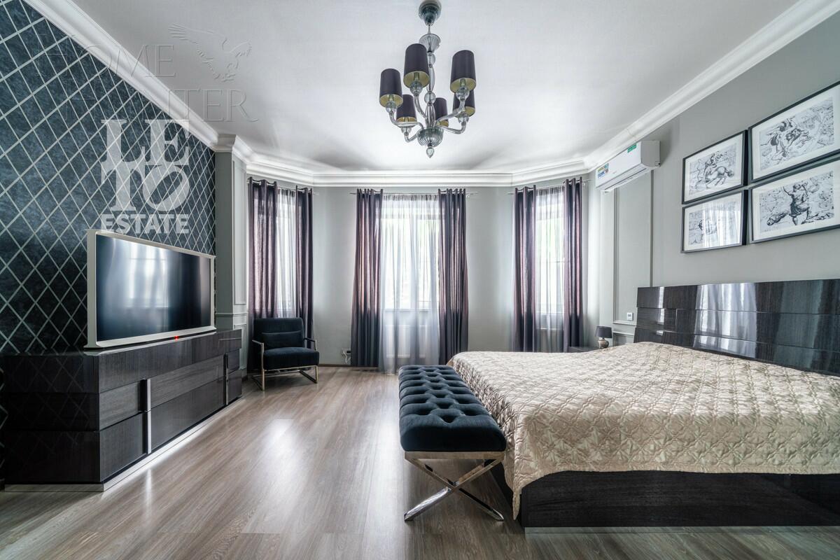 3-этажный коттедж 420 м² с отделкой