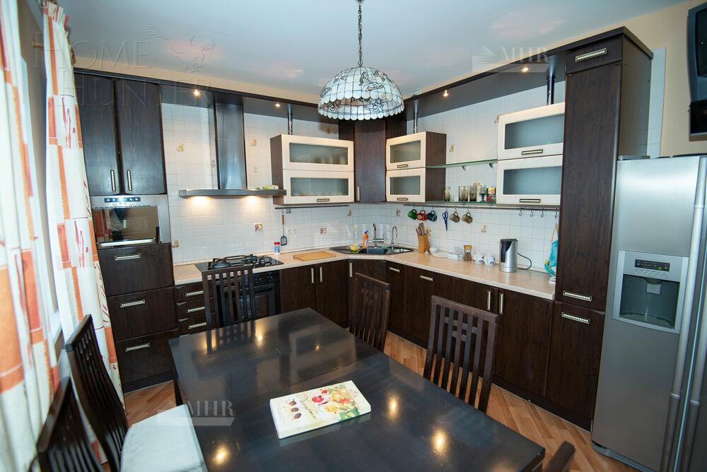 2-этажный коттедж 311 м² с отделкой