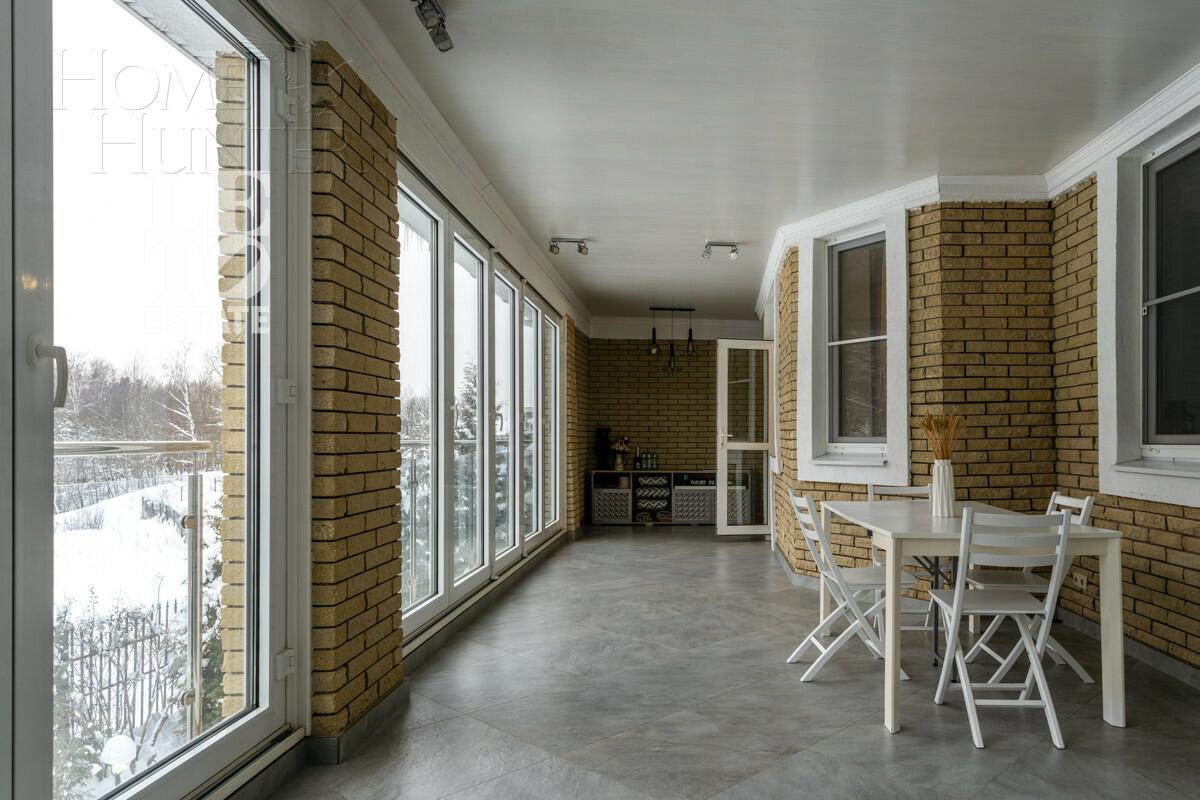 3-этажный коттедж 420 м² с отделкой