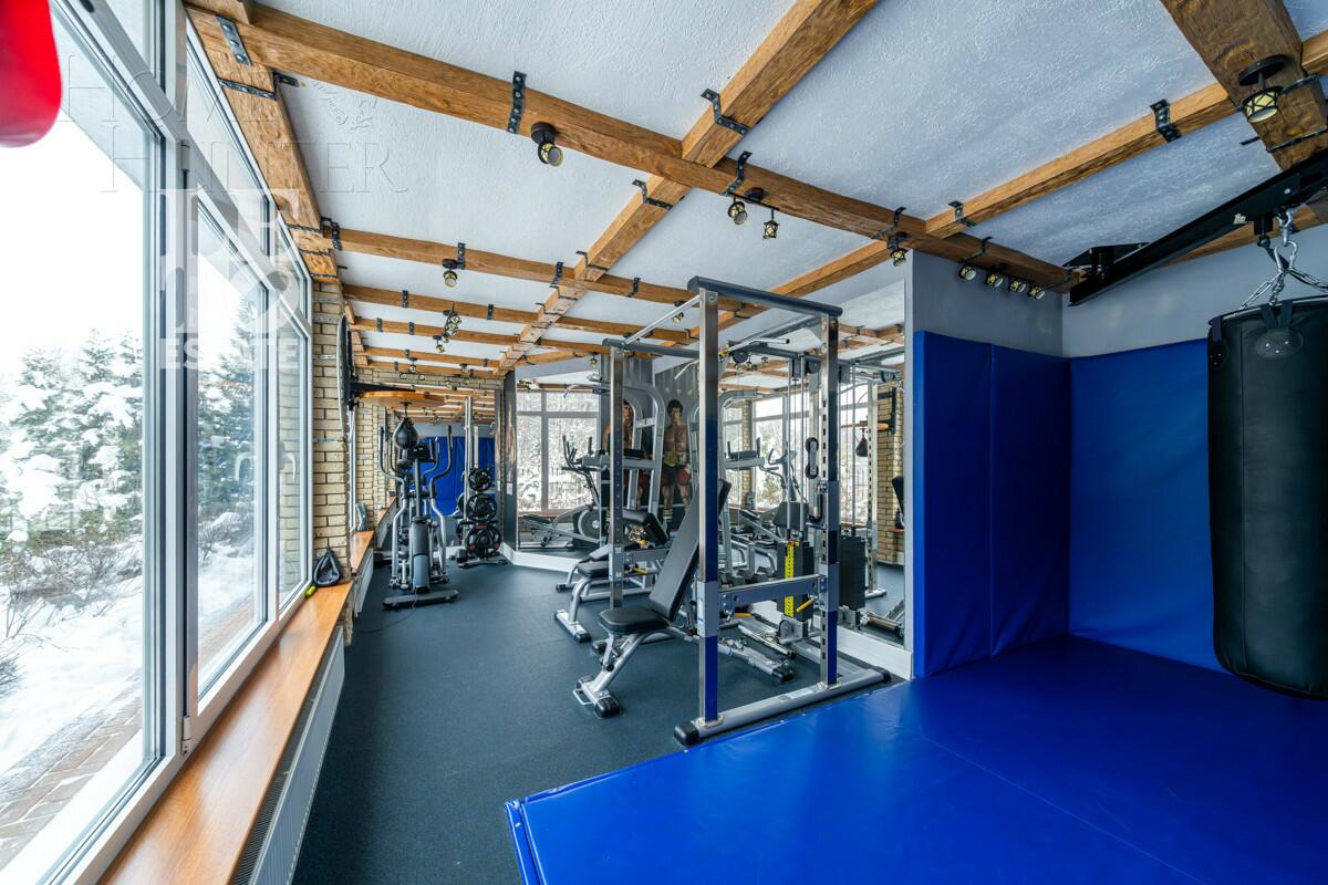 3-этажный коттедж 420 м² с отделкой