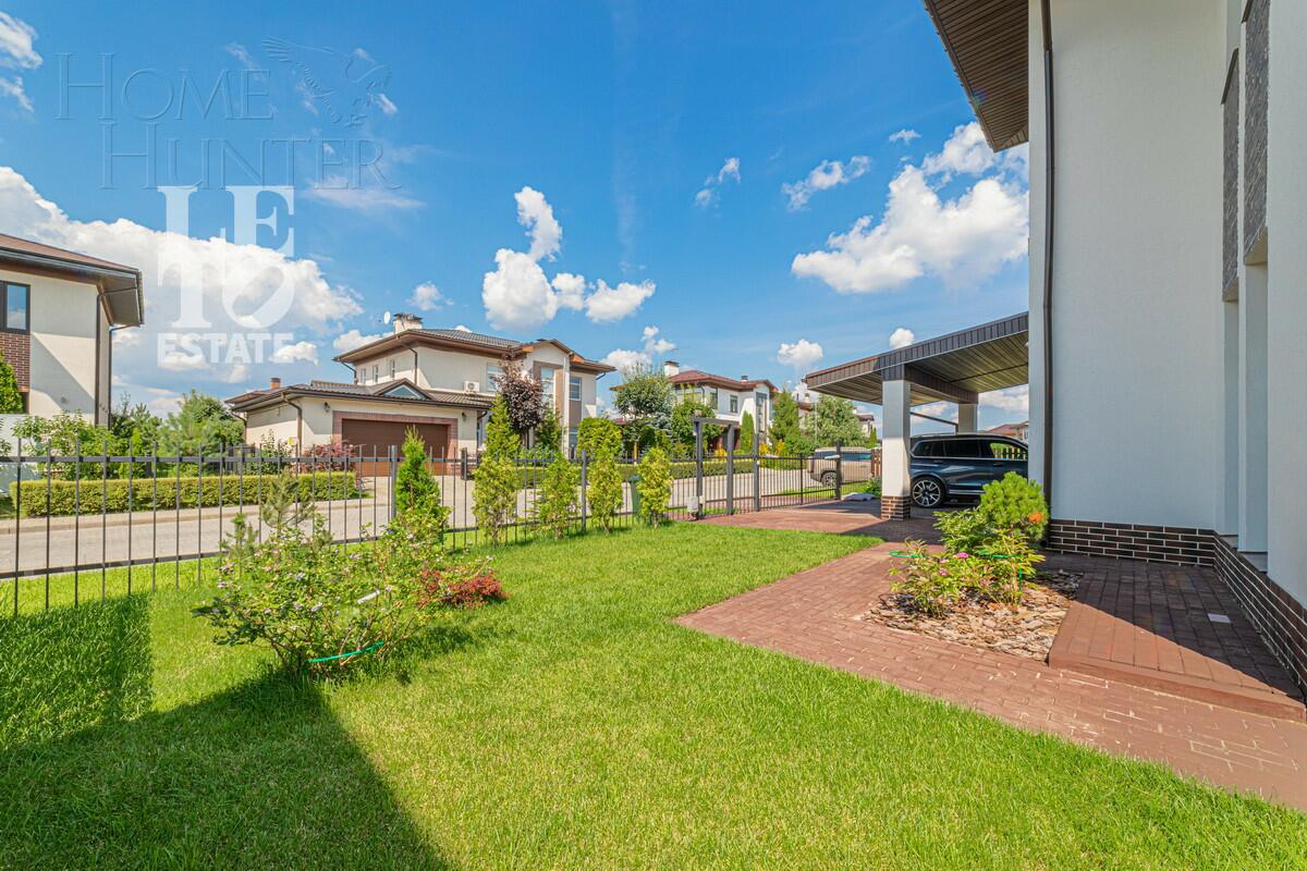 2-этажный коттедж 241 м² с отделкой