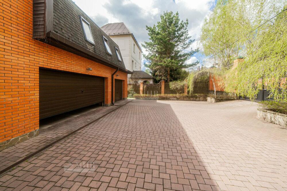 2-этажный коттедж 500 м² с отделкой