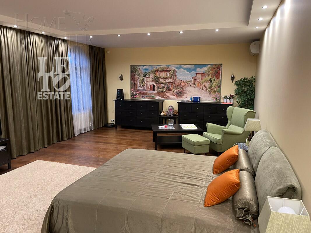 2-этажный коттедж 455 м² с отделкой