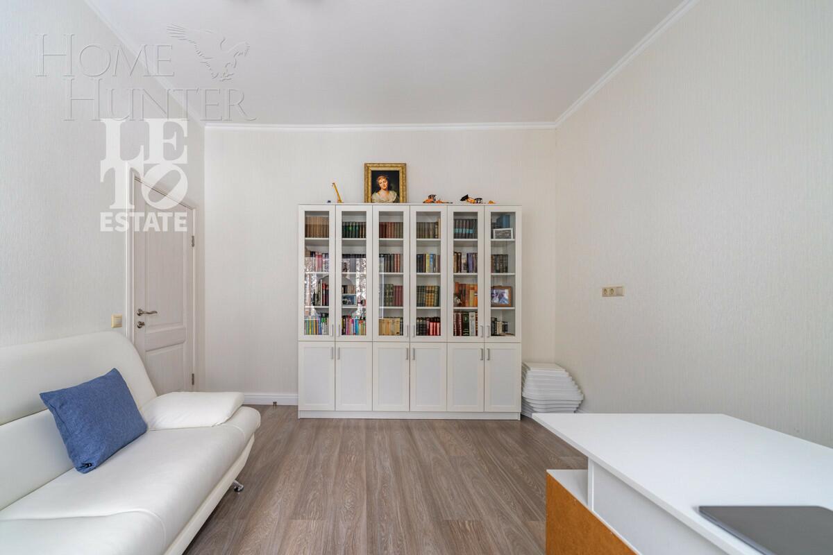 3-этажный коттедж 420 м² с отделкой