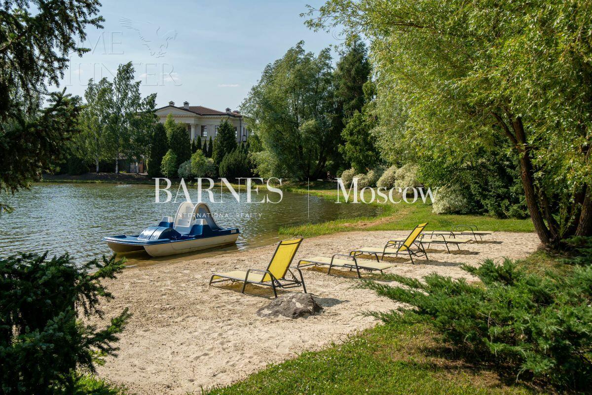 2-этажный коттедж 371 м² с отделкой