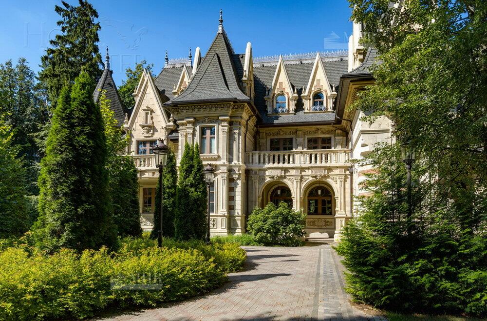 2-этажный коттедж 2 164 м² с отделкой