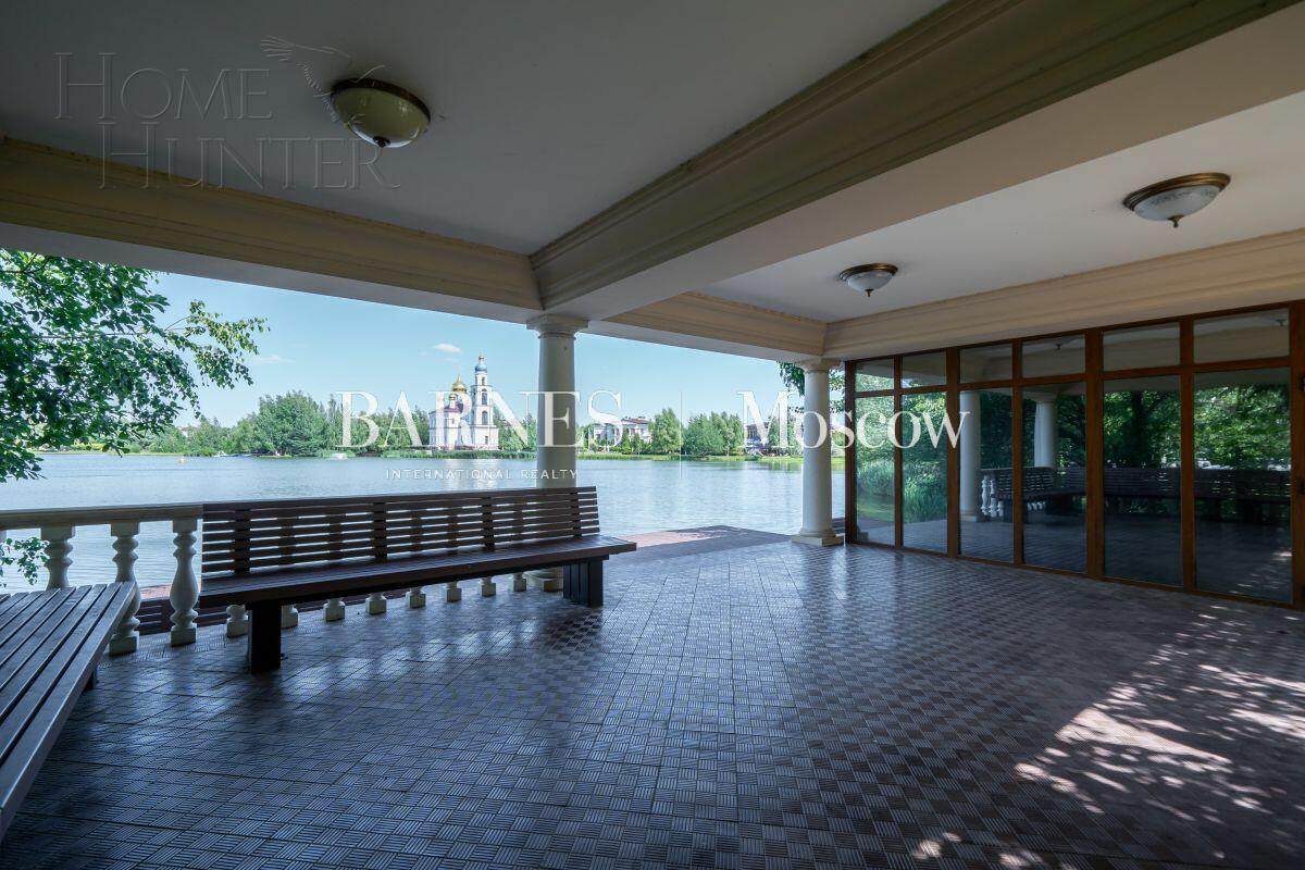 2-этажный коттедж 371 м² с отделкой