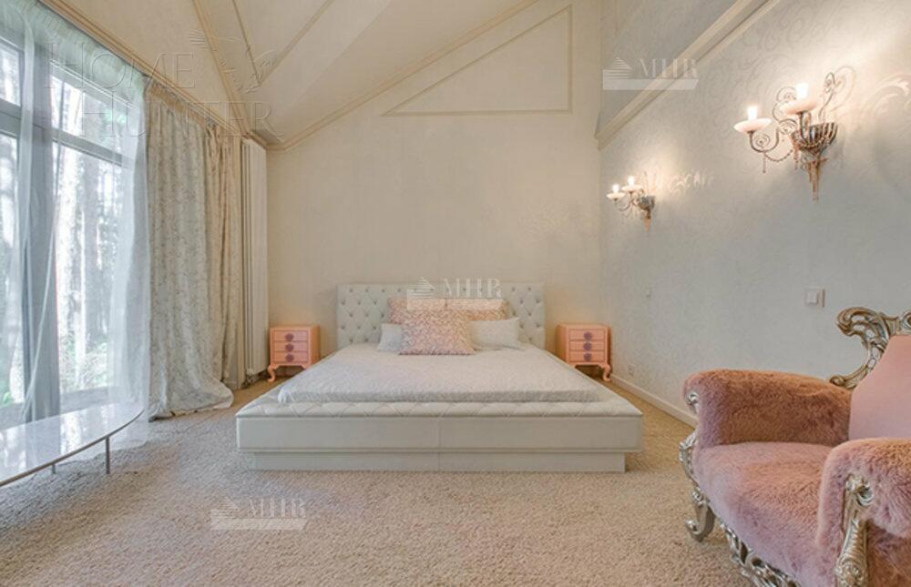 2-этажный коттедж 1 400 м² с отделкой