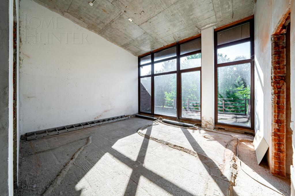 2-этажный таунхаус 371 м² без отделки