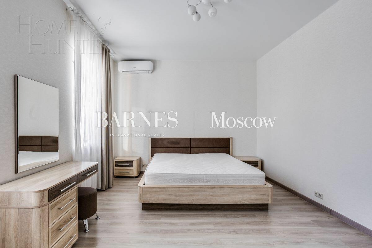 2-этажный коттедж 300 м² с отделкой