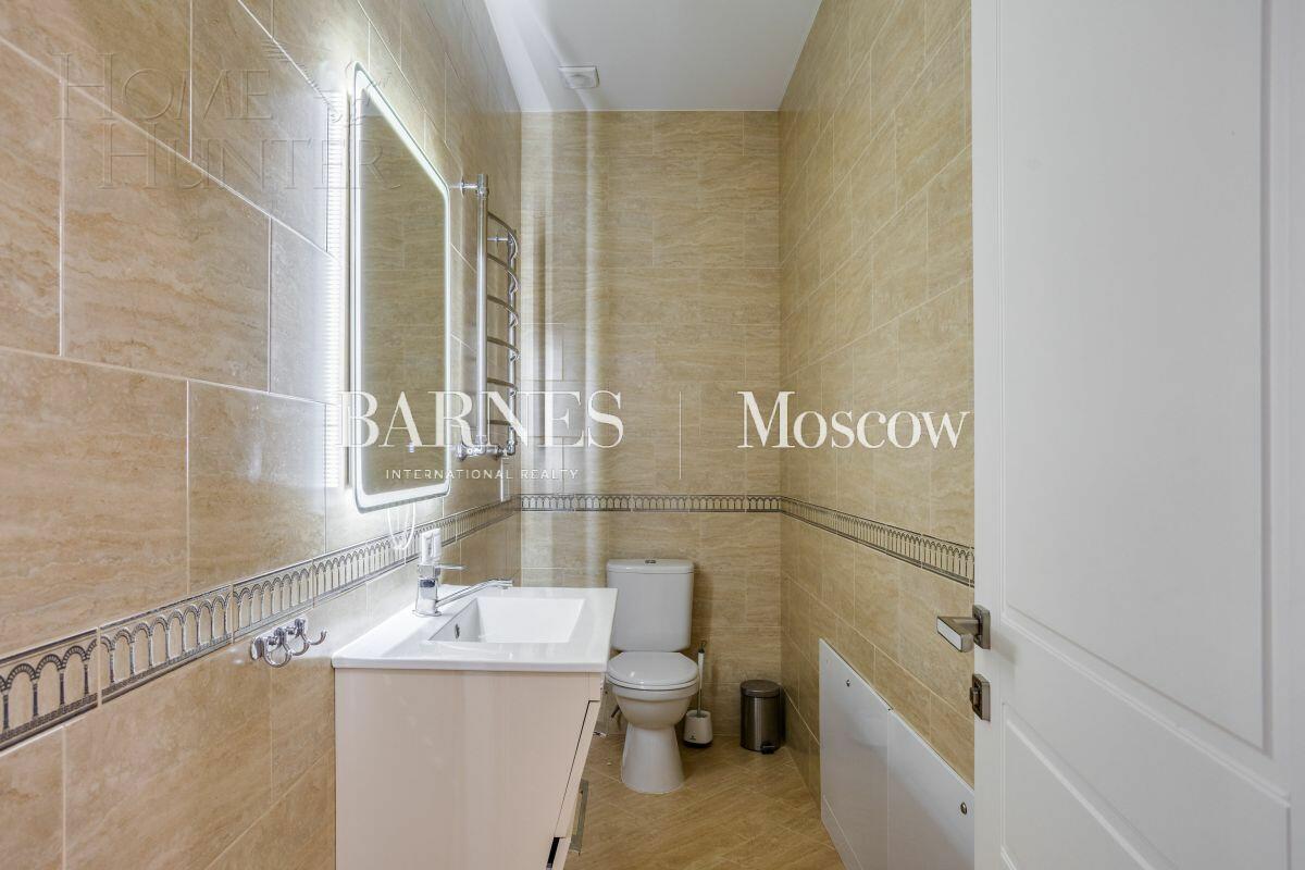 2-этажный коттедж 300 м² с отделкой