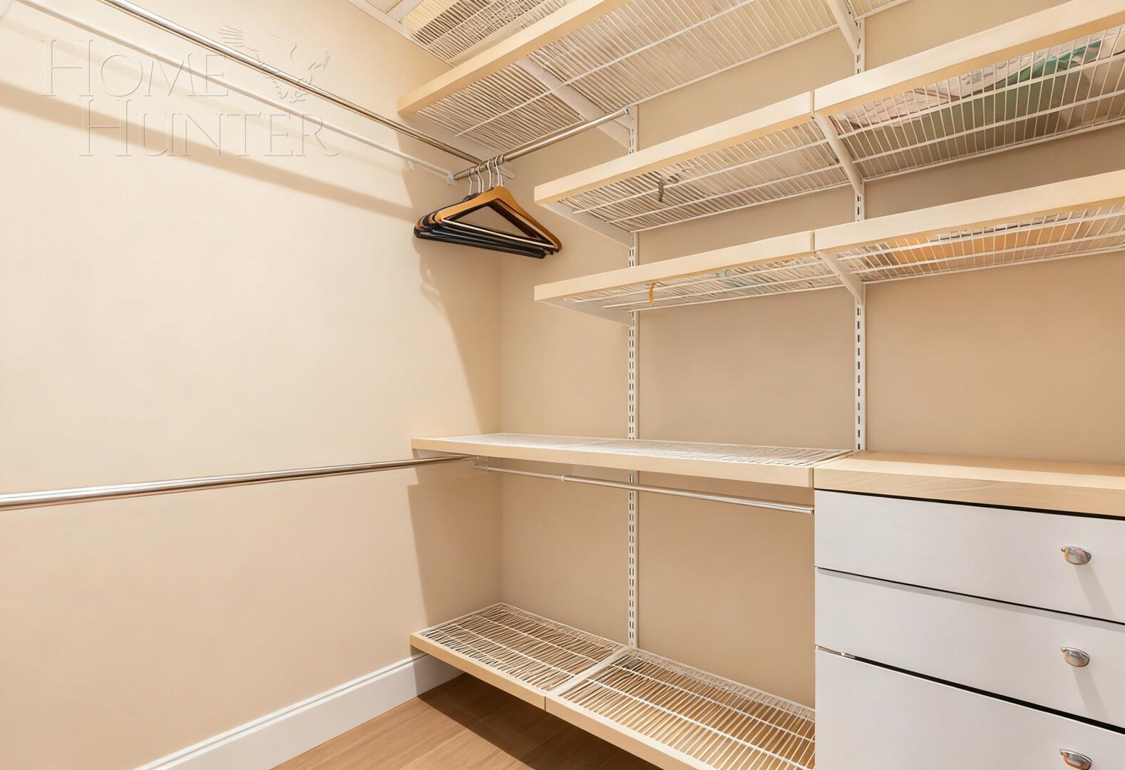 4-КОМН. КВАРТИРА С ОТДЕЛКОЙ 83.9 М² НА 34 ЭТАЖЕ