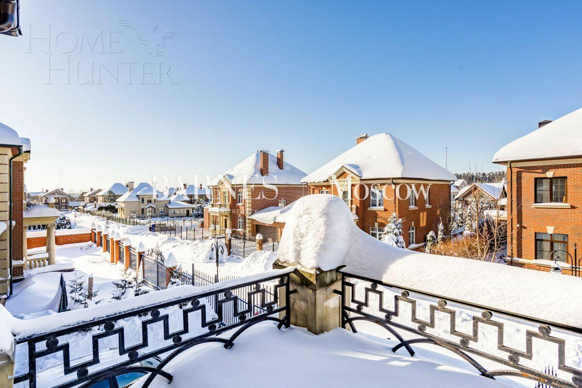 2-этажный коттедж 300 м² с отделкой