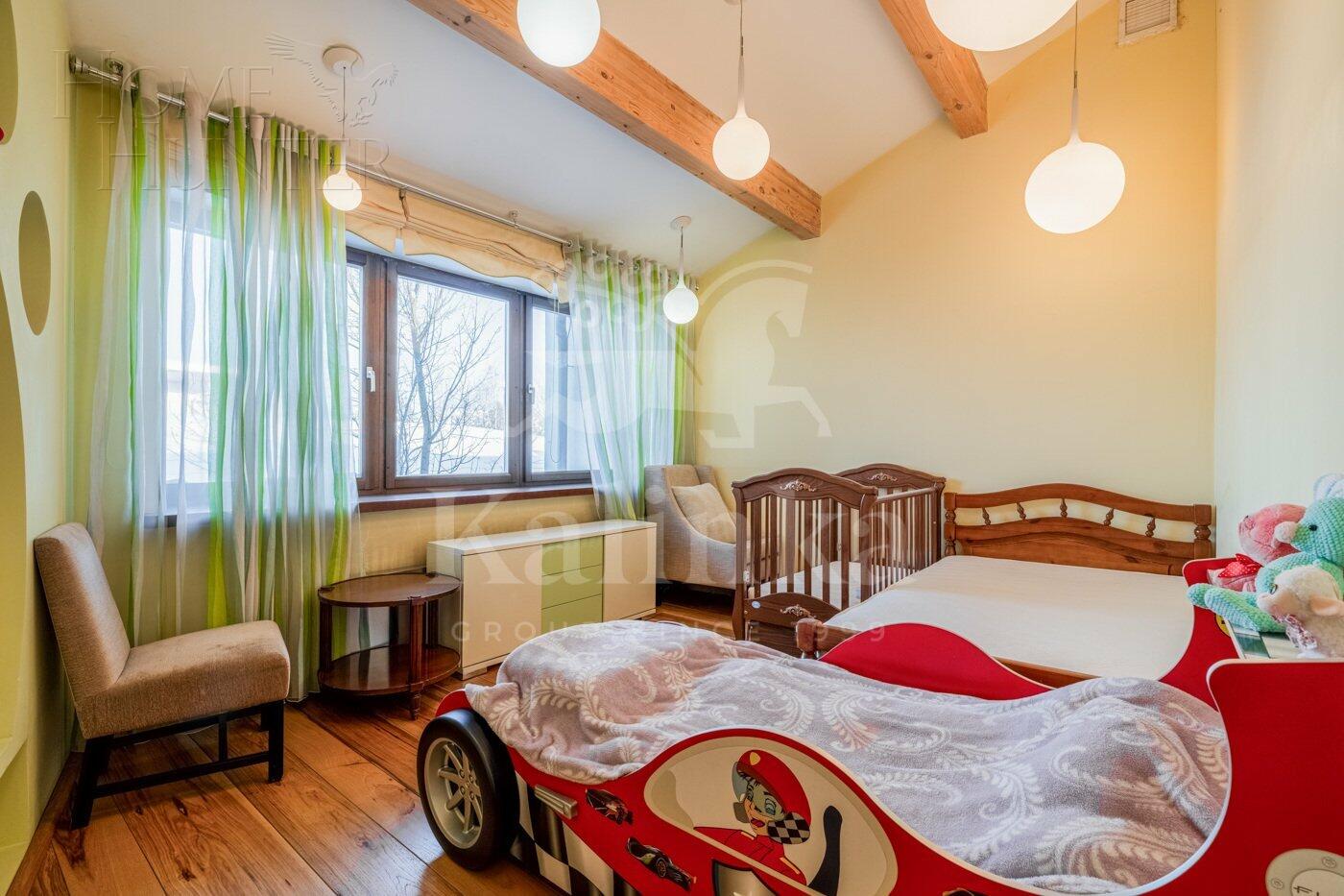 2-этажный коттедж 2 150 м² с отделкой