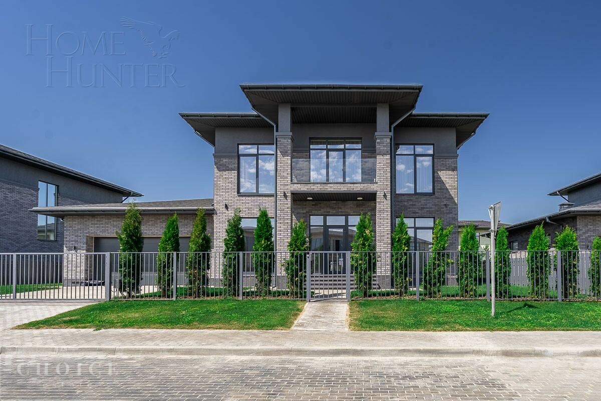 2-этажный коттедж 324 м² с отделкой