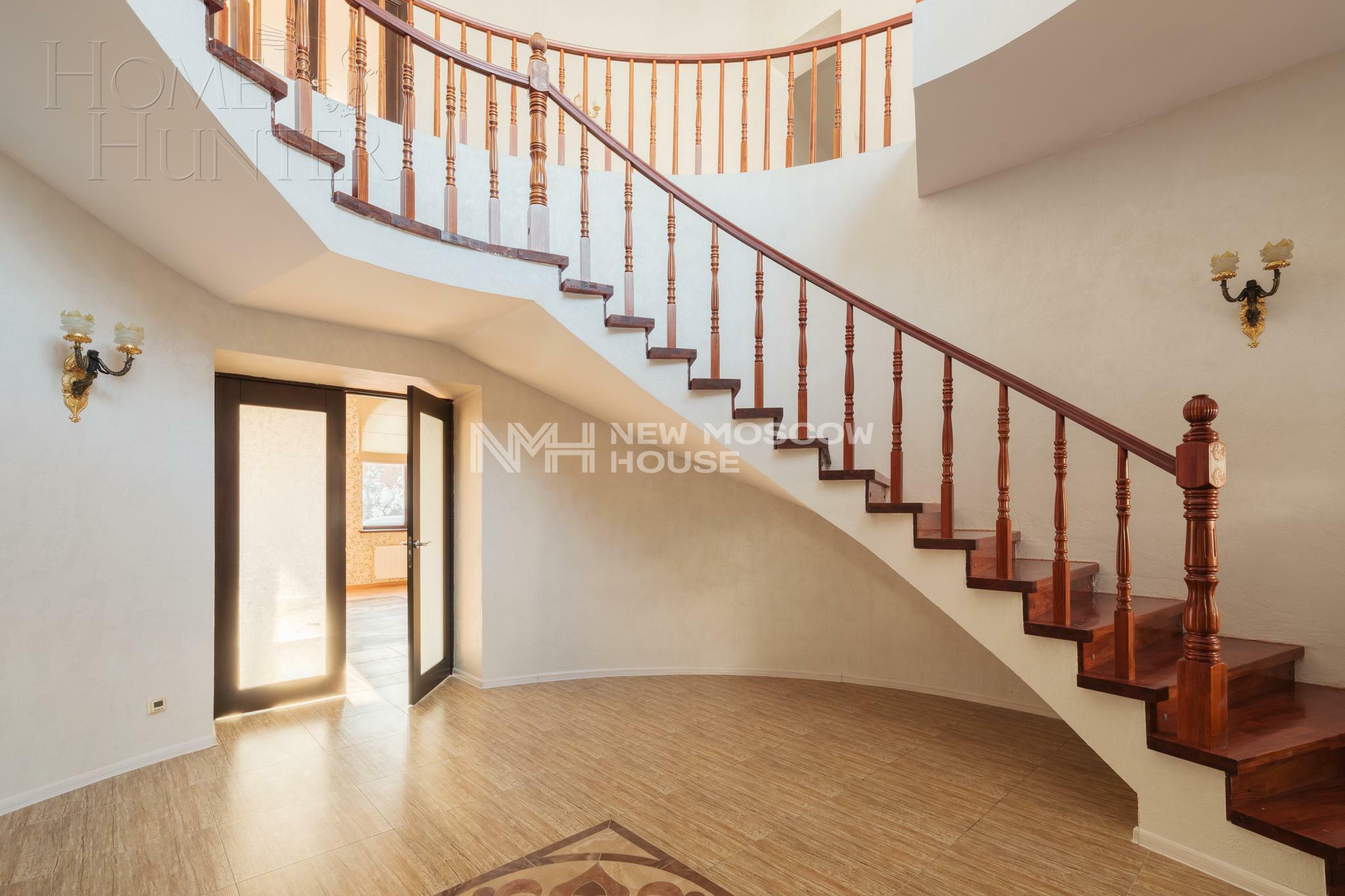 2-этажный коттедж 758 м² с отделкой