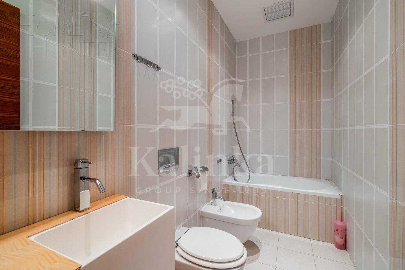 2-этажный коттедж 2 150 м² с отделкой