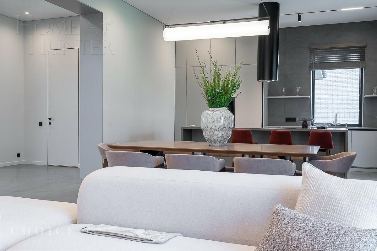 2-этажный коттедж 324 м² с отделкой